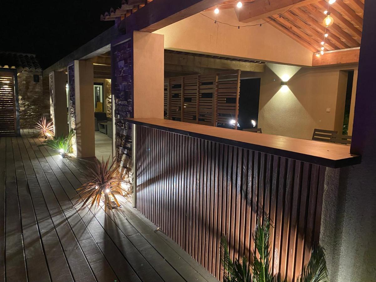 Magnifique Villa Avec Piscine Au Coeur Des Vignes Cogolin Eksteriør bilde